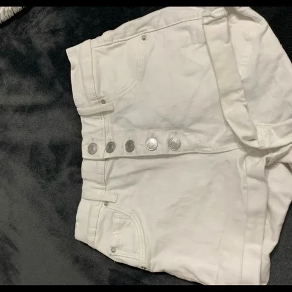 Shorts - Picture 1 of 2